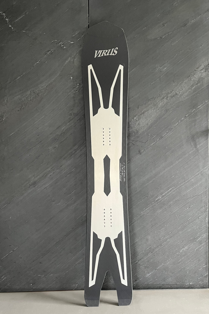 Le Surf Pro - CarbonTitan